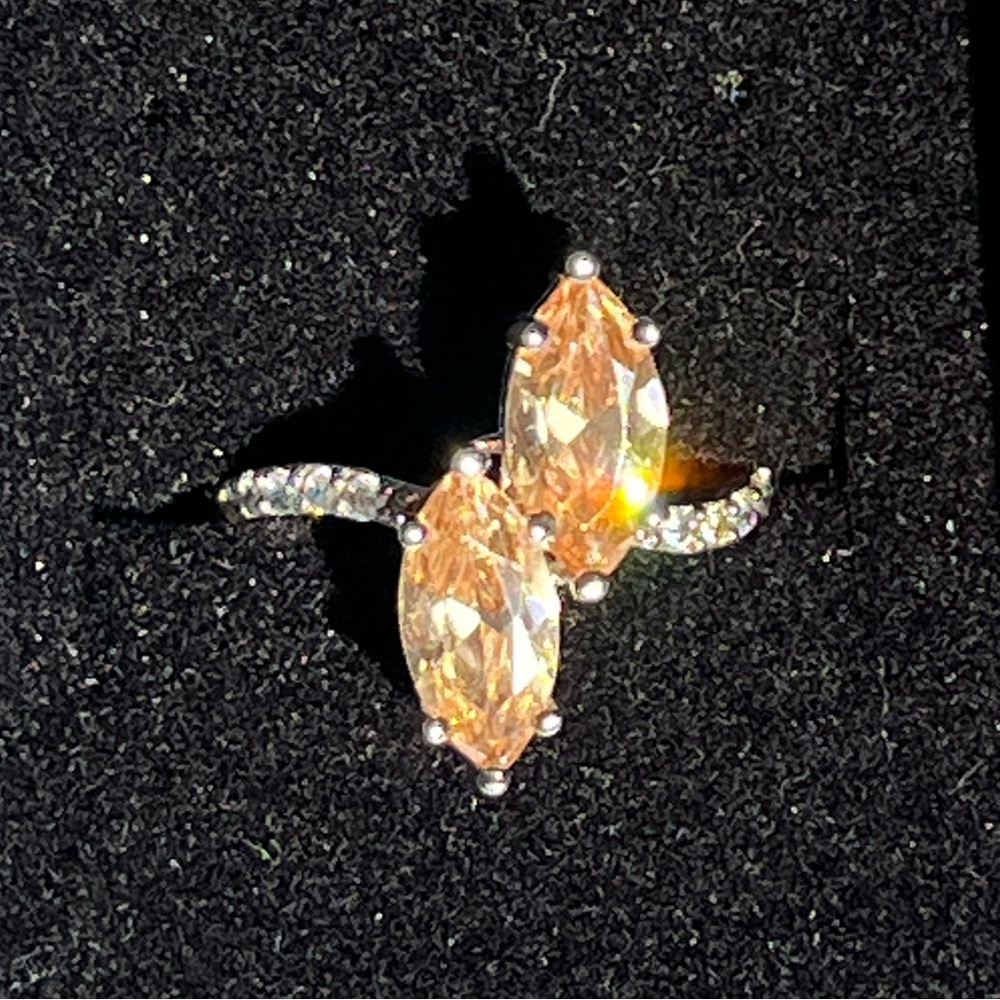 18k GP Bypass Marquise shape stone Ring,  sz 9